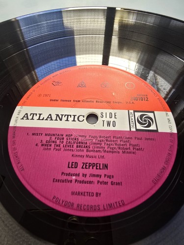 Led zeppelin inverted - zeppelin,